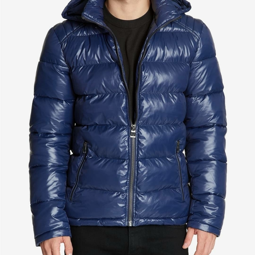 Guess warm and lightweight essential bomber jacket. NWT